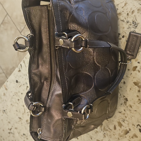 Coach Mettalic Gray Leather Tote And Wallet Set - Picture 11 of 17